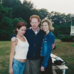 Jesse Tyler Ferguson Instagram - Tonight my long time friend (swipe ⬅️ to see proof) @carriepreston is premiering in her OWN SHOW. I am honored to appear in an upcoming episode but everyone tune in tonight to watch the premiere of @elsbethcbs! @paramountplus