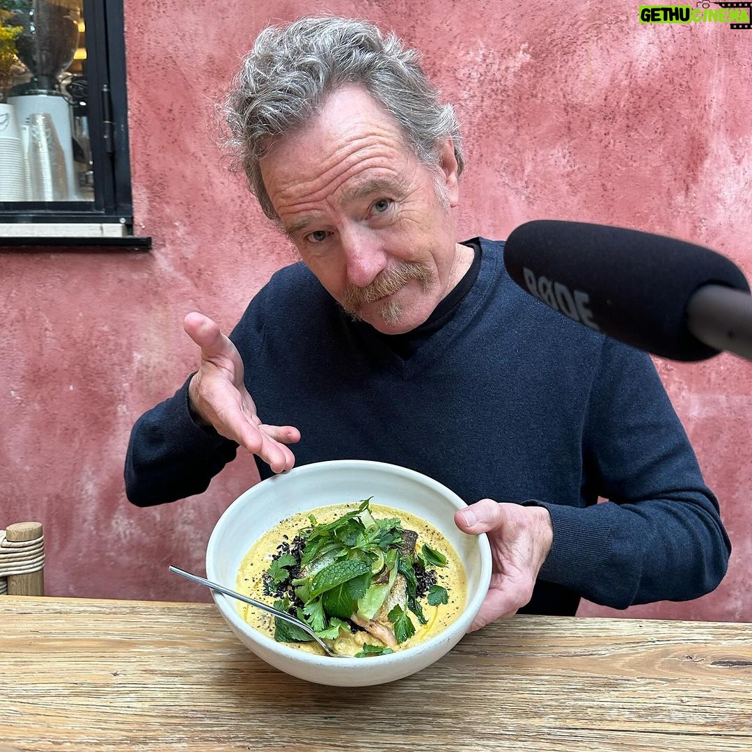Jesse Tyler Ferguson Instagram - This week on Dinner’s On Me, “Breaking Bad” and “Malcom in the Middle” star Bryan Cranston joins the show. Over poke and salmon curry, Bryan tells me how he was briefly wanted for murder, that time an ex-lover confronted him on a soap opera set, and the CIA level secrecy of Walter White’s cameo on “Better Call Saul.” This episode was recorded at Great White in West Hollywood, CA. Episode link is in the bio—don't wait, give it a listen! ❤️ Great White Melrose