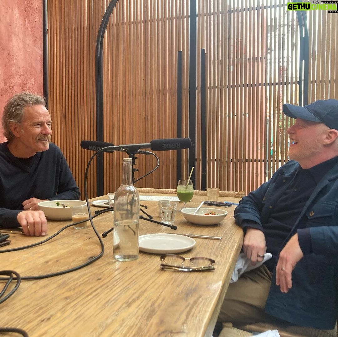 Jesse Tyler Ferguson Instagram - This week on Dinner’s On Me, “Breaking Bad” and “Malcom in the Middle” star Bryan Cranston joins the show. Over poke and salmon curry, Bryan tells me how he was briefly wanted for murder, that time an ex-lover confronted him on a soap opera set, and the CIA level secrecy of Walter White’s cameo on “Better Call Saul.” This episode was recorded at Great White in West Hollywood, CA. Episode link is in the bio—don't wait, give it a listen! ❤️ Great White Melrose