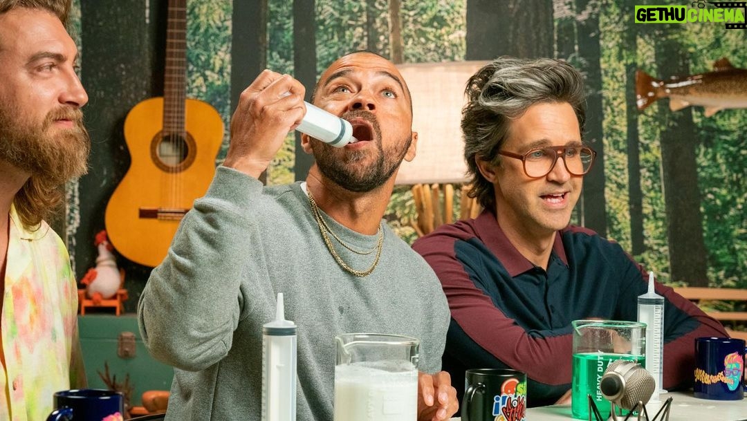 Jesse Williams Instagram - Blew a wide open Pootie Tang here and I’ll never forgive myself🤦🏽♂️ • Had a great time gaming with @rhettmc, @linkneal and the entire @Mythical family! 🙏🏽 Thanks so much for having me and supporting the one & only @WeHomeSchooled game! DOWNLOAD & PLAY TODAY‼️ WATCH OUR EPISODE OF @mythical NOW‼️ Link in Bio