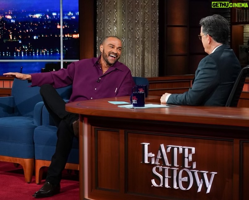 Jesse Williams Instagram - I’mma let you finish but I’ve been a fan of @StephenatHome since #StrangerswithCandy and #TheColbertReport was one of the greatest half hours in tv history. I literally used to watch from the studio audience. Tonight I’m his guest on @colbertlateshow! Tune in or whatever. 🙏🏽Thanks for having me tonight man. ⛵️ #YourPlaceOrMine @OnlyMurdersHulu @TakeMeOutBway 🕺🏽 styling @le_laboy 💄 grooming @brittywhitfield Ed Sullivan Theater