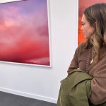 Jessica Alba Instagram - Such a dope day checking out all of the art at @friezeofficial 🤗 Frieze - the ultimate hub for modern and contemporary art lovers worldwide - started with its iconic magazine in 1991, sharing cutting-edge art and culture 🎨🖌️🖼️ Fast forward to 2019, and Frieze hit LA with its first edition at Paramount Pictures Studios - this year, it was held at the Santa Monica Airport ✈️ Proud member of the Gallery Climate Coalition (GCC), Frieze is committed to a greener, more sustainable art world ♻️ Make sure to check it out the next chance you get! #Frieze #FriezeWeek #FriezeLosAngeles