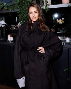 Jessica Alba Instagram - A beautiful night in Milan with @tods 🍝