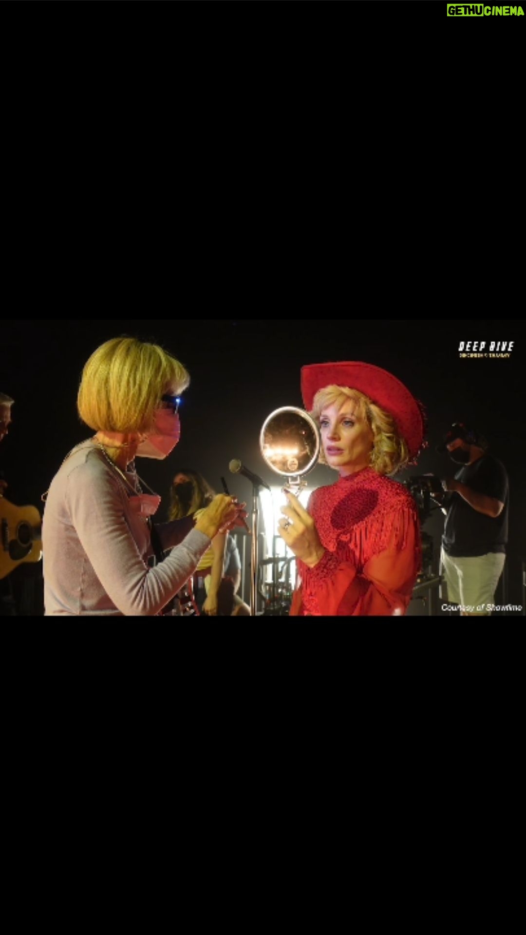 Jessica Chastain Instagram - Pulling it all together, from makeup and hair, to set and costume design. The incredible detail that went into making #GeorgeAndTammy is amazing. I’m very proud to have produced this one 🤍 @indiewire