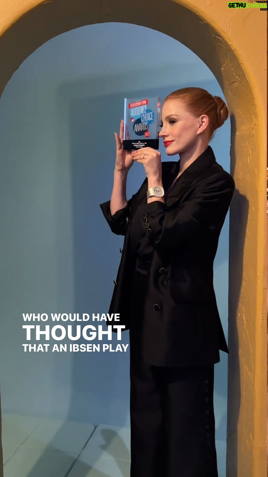 Jessica Chastain Instagram - I love you all so much 🤍 Thank you @jamielloyd @adollshousebway @broadwaycom @jamielloydco