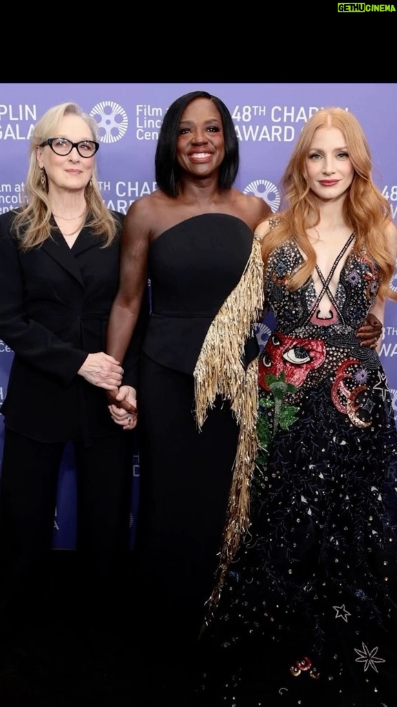 Jessica Chastain Instagram - So happy to spend my day off celebrating the icon @violadavis ✨ congrats on your Chaplin Award! I’m so proud to be part of your night where you were acknowledged for the impact you’ve had on this industry. Love you ♥️
