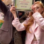 Jessica Chastain Instagram - Today was the first Broadway Cares Easter Bonnet Competition since 2019! Together, all of the shows raised $3,601,355. @adollshousebway raised $176,480 in donations, the most in our category! Thank you to our amazing audience of donors. 💕