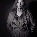 Jessica Chastain Instagram - ❤️ @nytimes 📸 @theatraff 🖤 @adollshousebway