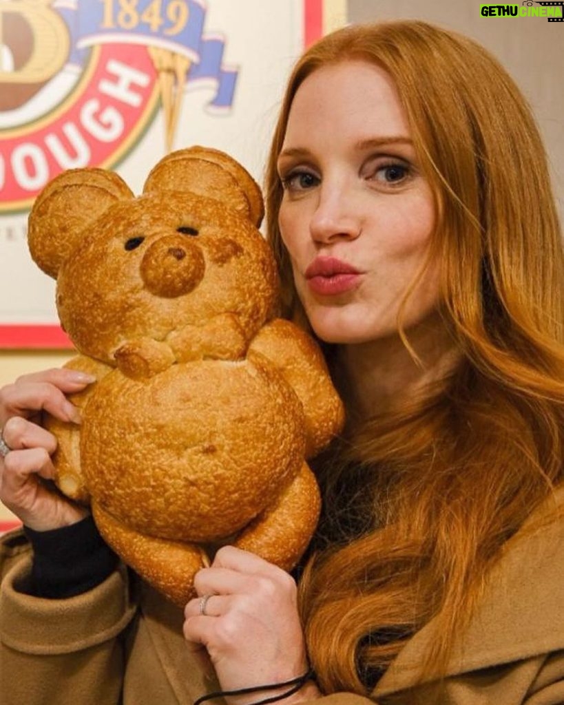 Jessica Chastain Instagram - Missing the deliciousness of San Francisco on #NationalBreadDay