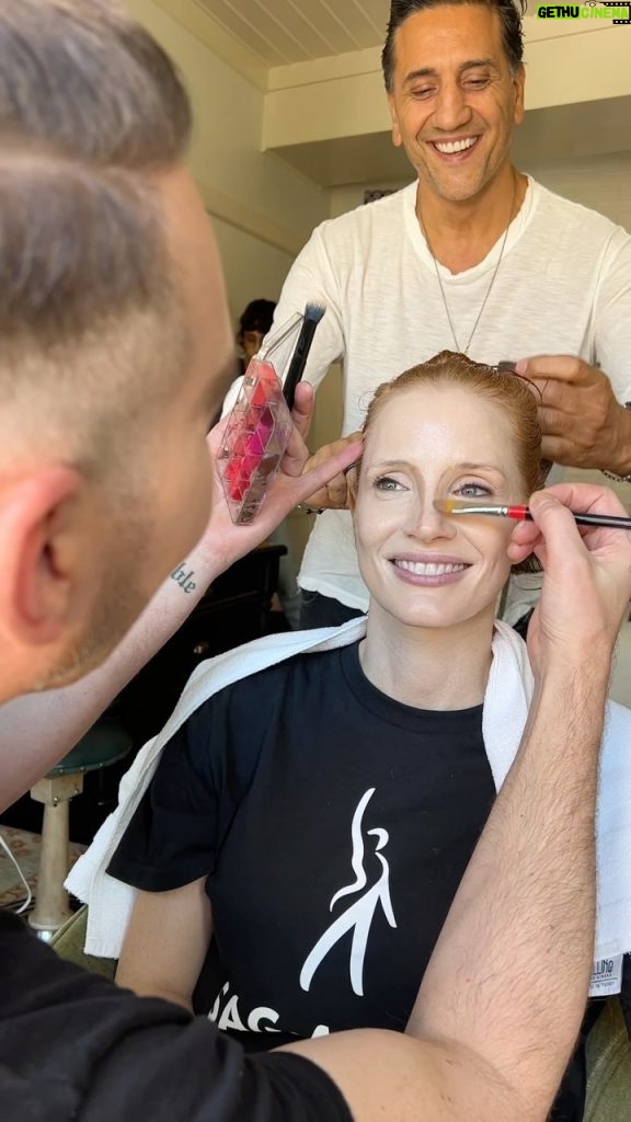 Jessica Chastain Instagram - Doing the Lord’s work, Dr. @kristoferbuckle 🤥