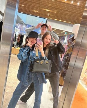 Jessica Jung Instagram - Life lately 🏃🏻‍♀️🌊👭🏻🧁✌🏻☕️🫣🧸🎞️