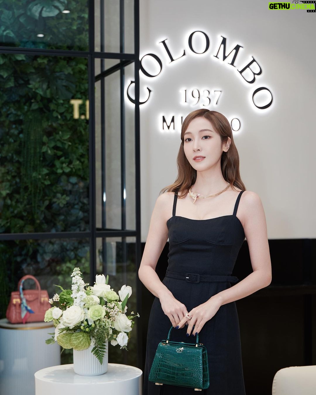 Jessica Jung Instagram - Grazie @colombo.official for having me✨ #Colombo #ColomboMacao #Odeon #ad Macau, China