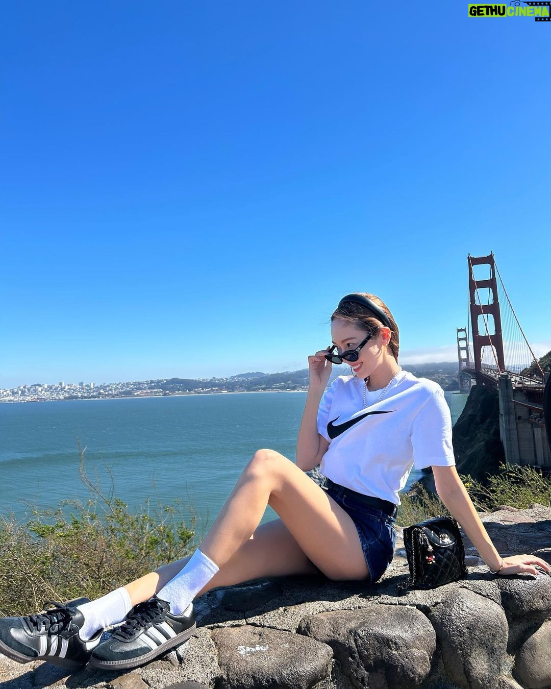 Jessica Jung Instagram - San Francisco street ~ πΆπ€οΈπ San Francisco, California