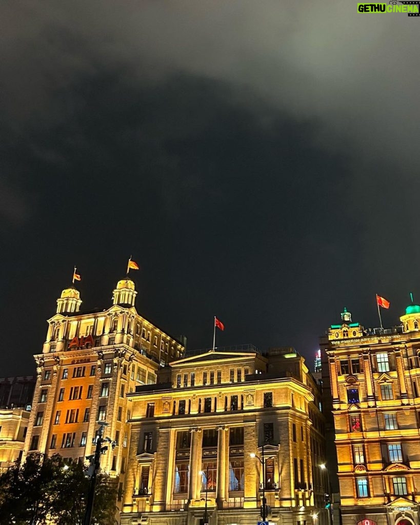 Jessica Jung Instagram - Shanghai nights🌙✨ Shanghai, China