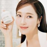 Jessica Jung Instagram - Do you believe in miracles?🤍🌊✨ #miraclebroth #lamerpartner @lamer Singapore
