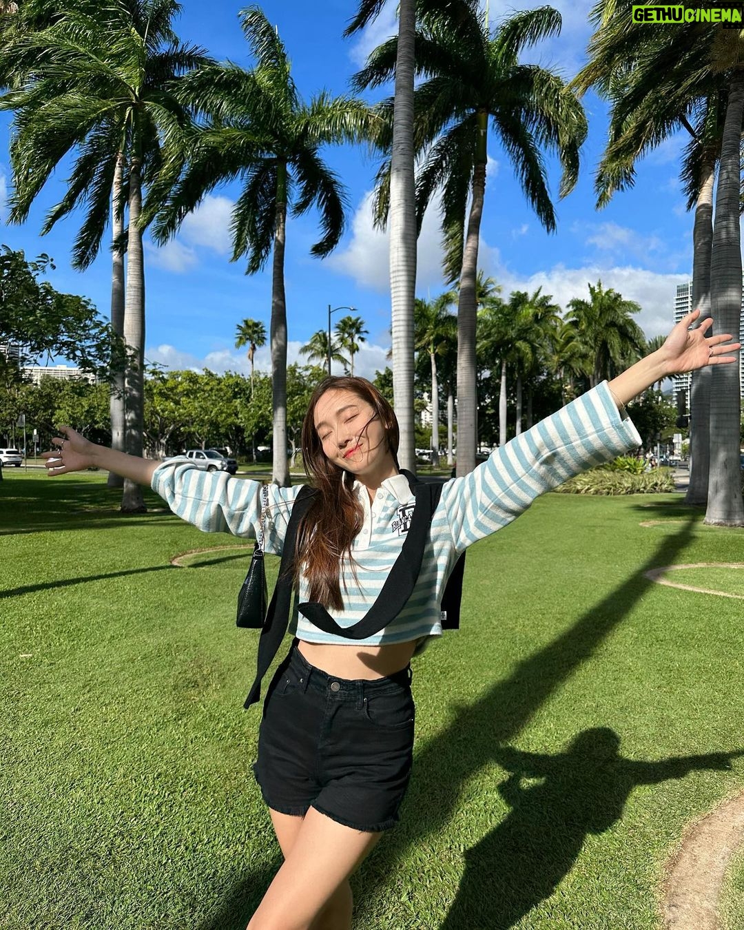 Jessica Jung Instagram - The wind never bothered me anyway🌀🤷🏻♀️