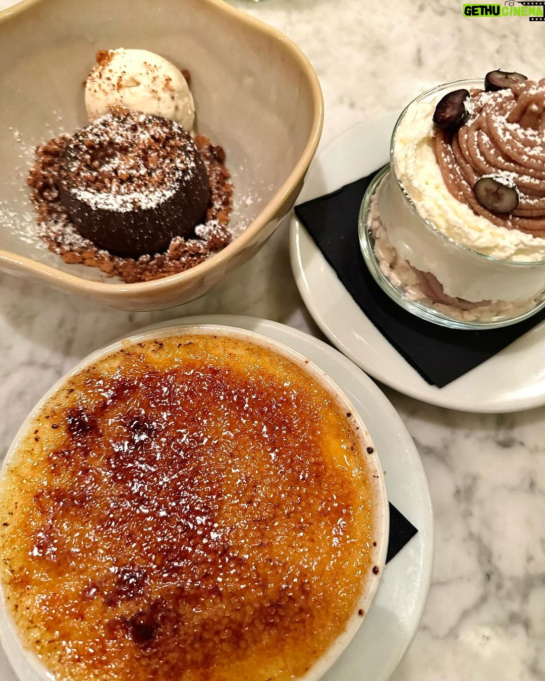 Jessica Jung Instagram - Sweet Paris, je t'aimeβ£οΈπ«π§ππ°π±π€π Paris, France