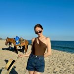 Jessica Jung Instagram - Sandy toes & vitamin sea🏖️☀️🕶️👒🩴🐴🐚🐠🌊🌈🔆💕 Los Cabos, Mexico