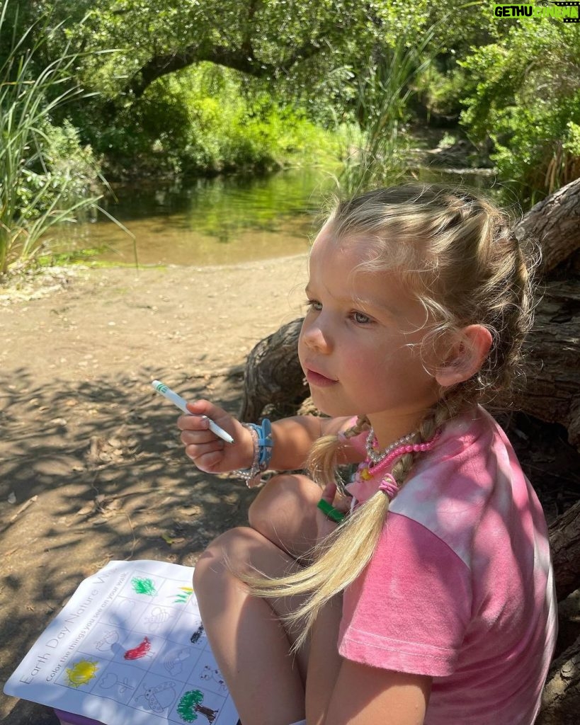 Jessica Simpson Instagram - A cutie that loves herself the creek