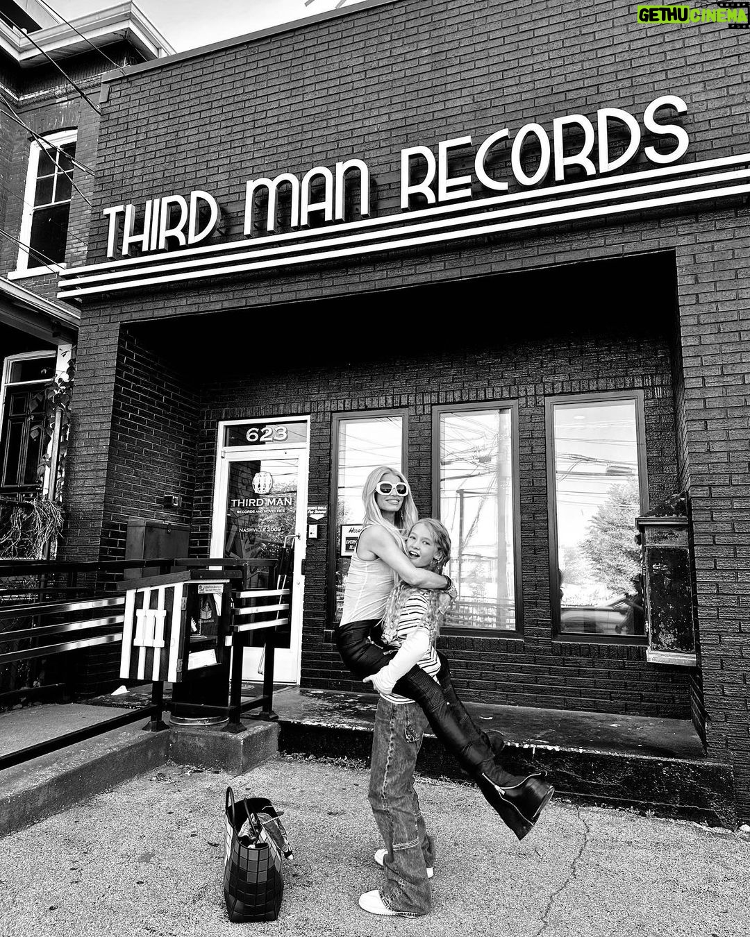 Jessica Simpson Instagram - Generation Jack Third Man Records