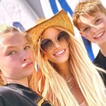 Jessica Simpson Instagram - HEART and EARTH…same letters. Just sayin’ 🤍🌎🌍🌏