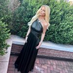 Jessica Simpson Instagram - Whatever colors you have in your mind, I’ll show them to you and you’ll see them shine. -Bob Dylan