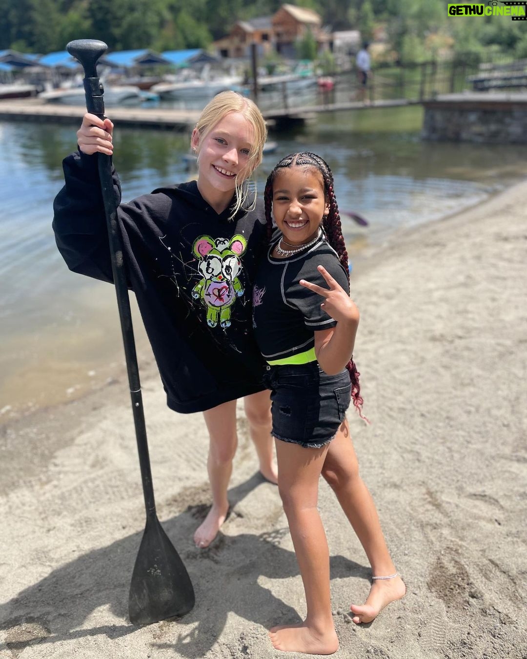 Jessica Simpson - 228.8K Likes - CAMP NORTH was magic! Thank you @kimkardashian for giving Maxwell the time of her life and takinโ care of my little lady on her first โcamp sleep awayโ trip! Iโm cominโ next time! ๐