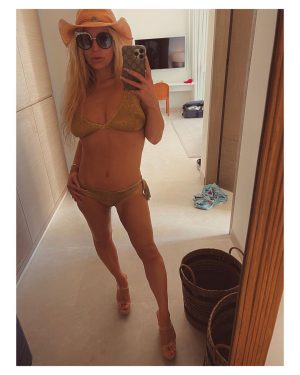 Jessica Simpson Instagram - Adios Cabo San Lucas ☀️