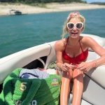 Jessica Simpson Instagram - The lake life ☀️