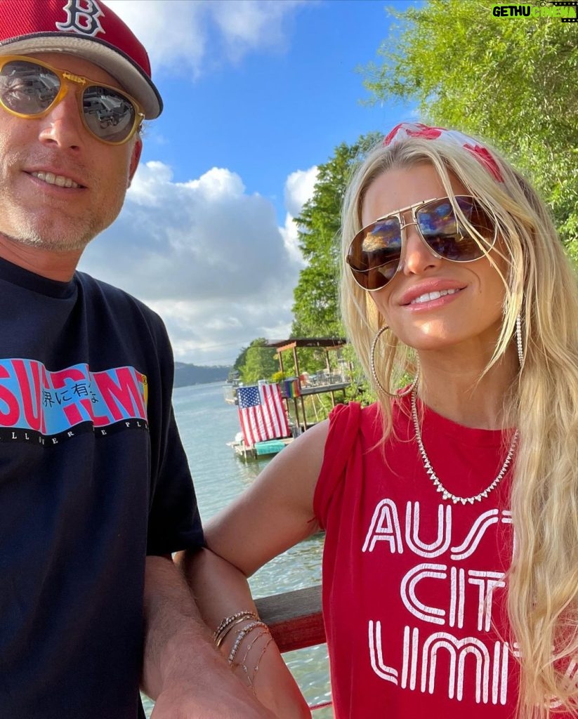 Jessica Simpson Instagram - Our family had the best 4th of July week on Lake Austin. We asked the kids where they wanted to go for their summer trip and out of everywhere, they chose Texas to be with their cousins. It was a sentimental and nostalgic blast of a week. Settled into summer feeling good.