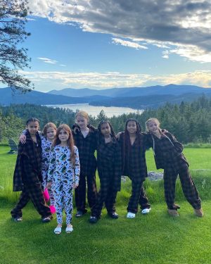 Jessica Simpson Instagram - CAMP NORTH was magic! Thank you @kimkardashian for giving Maxwell the time of her life and takin’ care of my little lady on her first “camp sleep away” trip! I’m comin’ next time! 💚