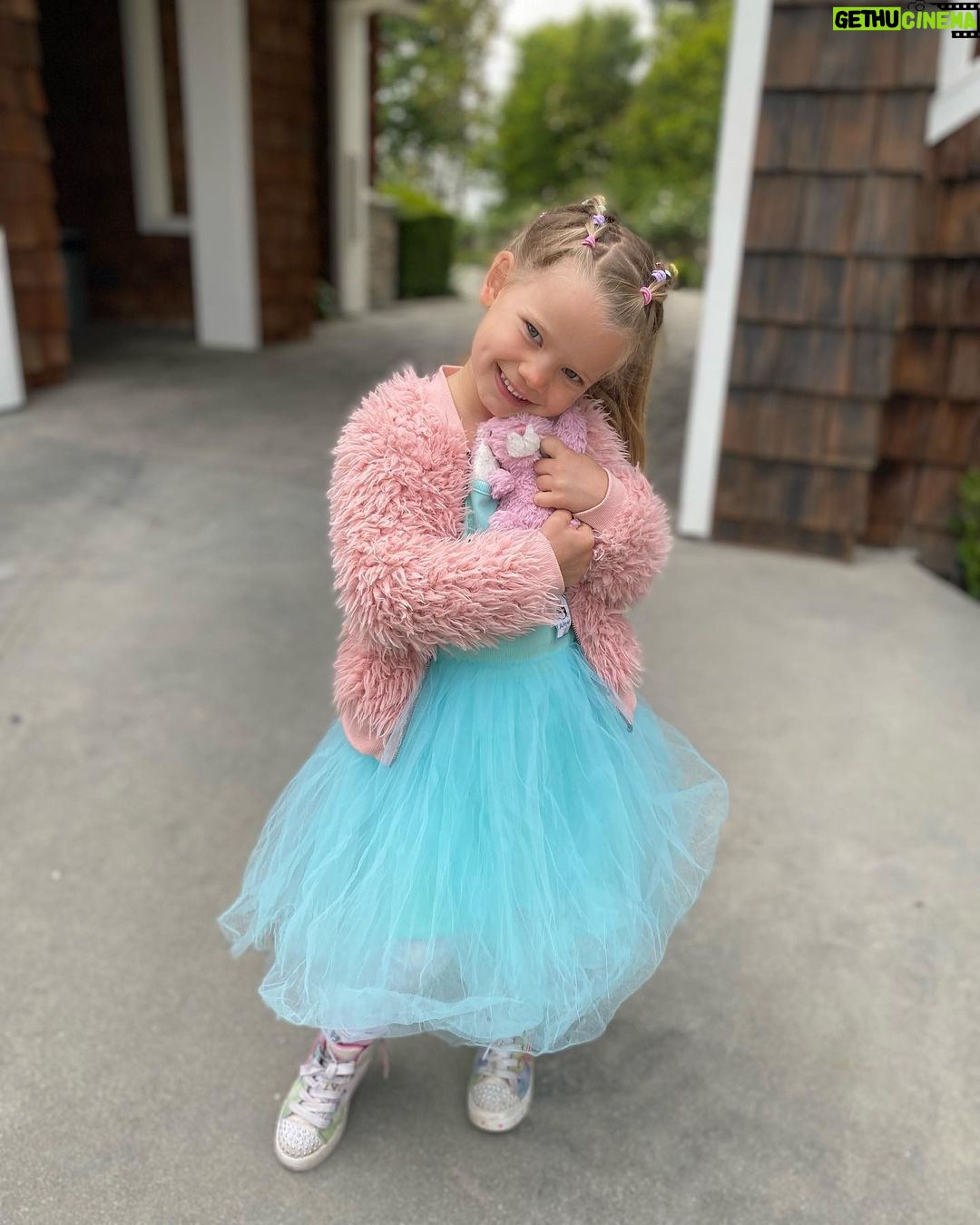 Jessica Simpson Instagram - Lights Camera Action