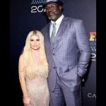 Jessica Simpson Instagram - Never give up because great things take time. 18 years strong, proud of us @jessicasimpsonstyle ✨