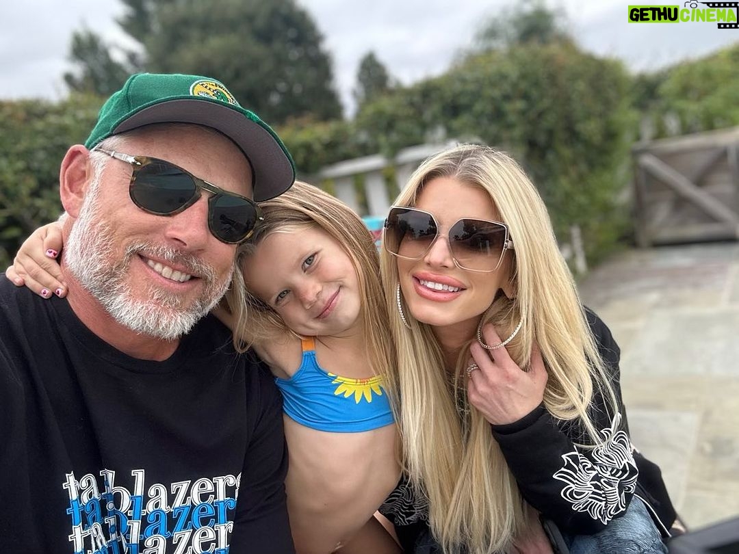 Jessica Simpson Instagram - Eric turned 44 on Sept 15 and his family gave him all the love cells we have to celebrate his life. My heart is so taken with this Man, I could hardly call it my own…. We love youuuu (he ain’t an Instagram guy, but I always think the more good wishes the better 😜)