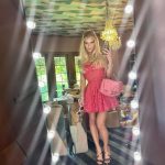 Jessica Simpson Instagram - Bring your Barbie to work day 💗