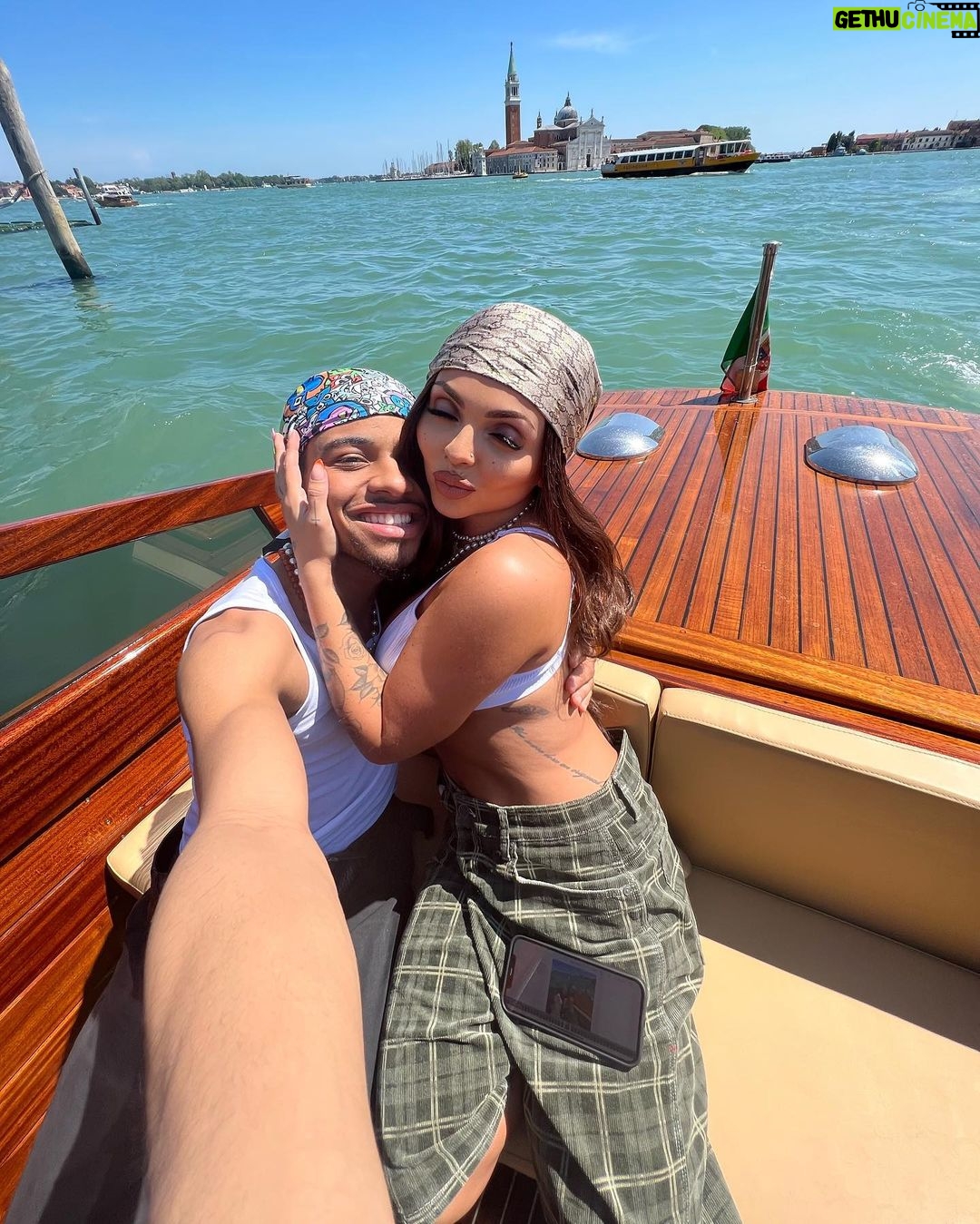 Jesy Nelson Instagram - Venice you have my 🤍🇮🇹