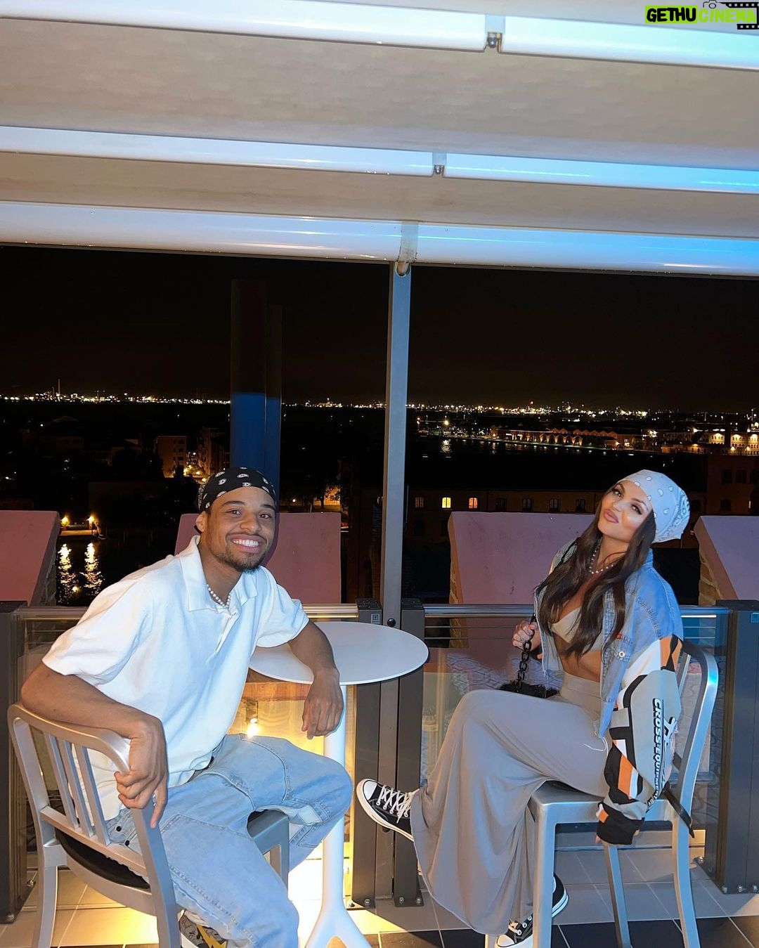 Jesy Nelson Instagram - Venice you have my 🤍🇮🇹