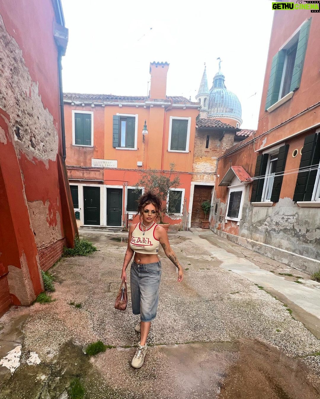 Jesy Nelson Instagram - Venice you have my 🤍🇮🇹