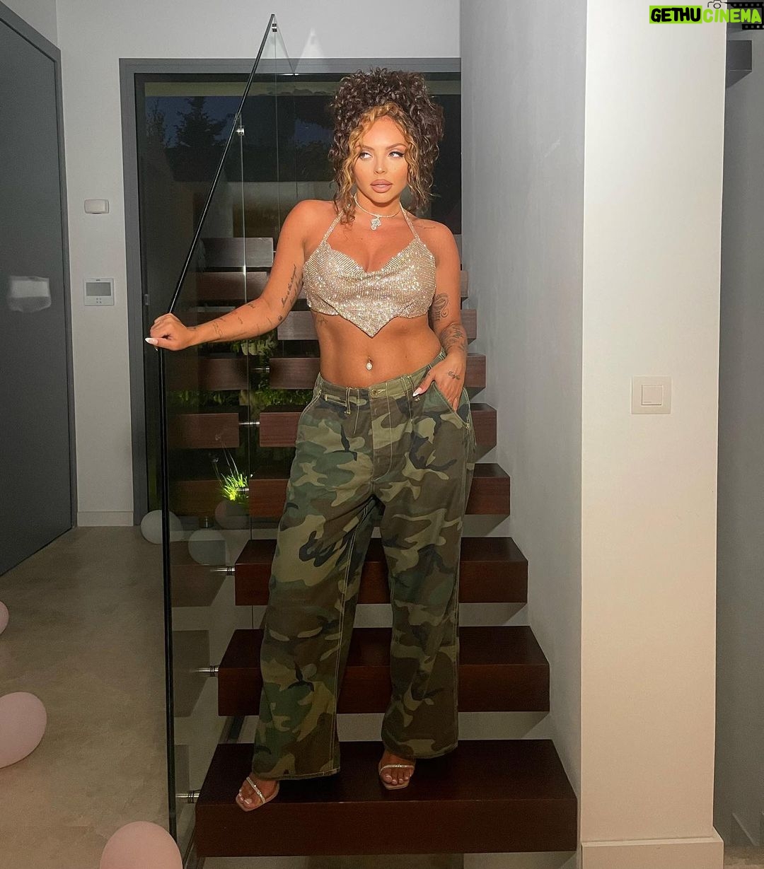 Jesy Nelson Instagram - 50 never felt so good 💍