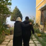 Jet Li Instagram - This was one of the most special Christmas weeks of my life. My family and I studied for six days with @mingyurrinpoche in Nepal. I’m so appreciative of Rinpoche for spending time this holiday to give us wonderful teachings. We were also lucky enough to see many of my great gurus and visit holy places. Kathmandu, Nepal