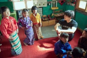 Ji Sung Instagram - #UNICEF #SchoolForAsia #KingdomOfBhutan 🌈