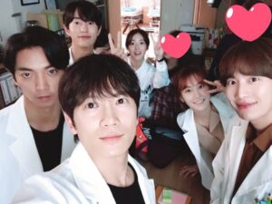 Ji Sung Instagram - #의사요한 #이세영 #정민아 #권화운 #오현중 #황희 #지성 마통과 아이들.. 멋있어. ^^ 우리가 함께 할 수 있어 .. 행복했다. 사랑해!❤️ 2019. 9. 7
