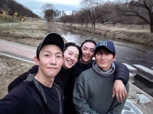 Ji Sung Instagram - #runtist 👍🏻🍀❤️👊🏻🏃🏻‍♂️