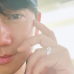 Ji Sung Instagram - #unicef #유니세프 #유니세프팀 #유니세프반지 @unicef_kr 유니세프한국위원회 특별대표 지성입니다. 소외된 이웃을 돌아보게 되는 연말, 더욱 혹독한 겨울을 보내고 있을 전 세계 어린이들을 위해 유니세프 팀이 되어주세요.