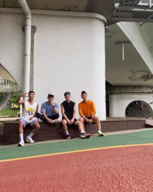 Ji Sung Instagram - #runtist 오랜만이야~ ❤️
