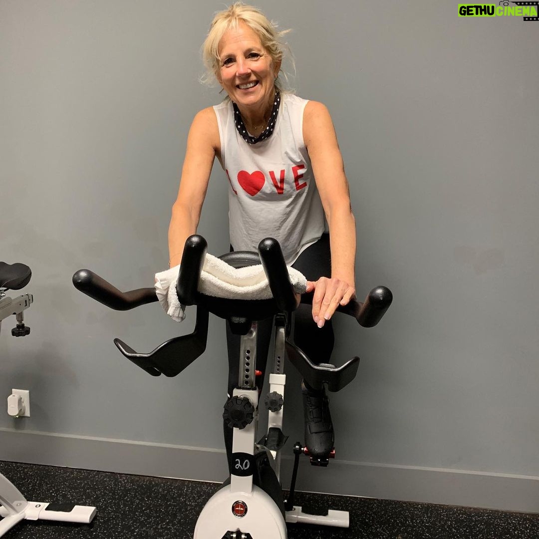 Jill Biden Instagram - #MondayMotivation! Students, remember: it’s important to rest and recharge—especially now that the semester is over. I know it’s not always possible, but whenever you can find time for yourself, even 30 minutes, take it. After all, a healthy mama, is a happy mama!