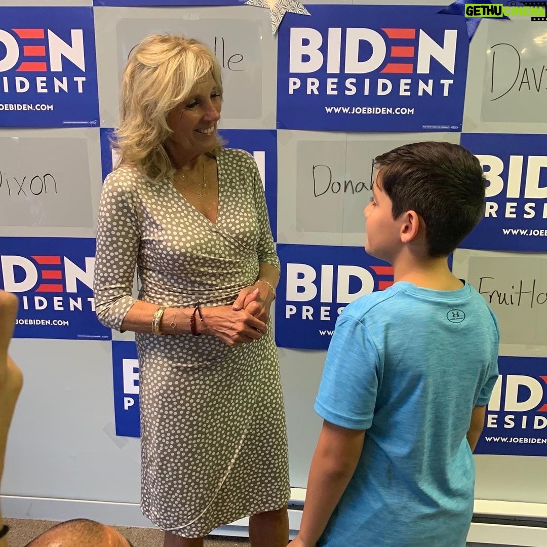 Jill Biden Instagram - It's been a heartbreaking week, but spending time with volunteers—who show up and get to work, just because they want to make the world a better place—reminds me of how much there is to be hopeful about. Thank you Davenport and Dubuque for welcoming me today! Iowa