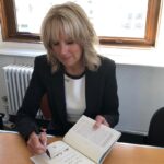 Jill Biden Instagram - Great meeting with my book publishing team at the #FlatironBuilding. Thank you for your advice and believing in a book that had not yet been written. Couldn't have done it without you! #wherethelightenters