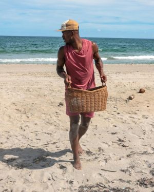 Jimmy Butler Instagram - love being uncomfortable hot on the beach because my offsprings wants to have a damn picnic.