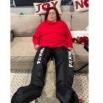 Jimmy Kimmel Instagram - Merry Christmas to all, and to all a good night.